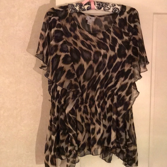Worthington Tops - Leopard top. Size L